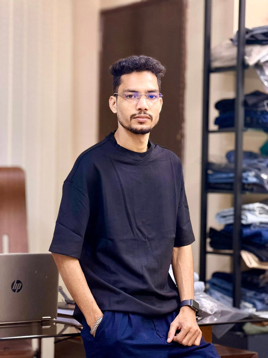 Drop Shoulder T-Shirt (Black)